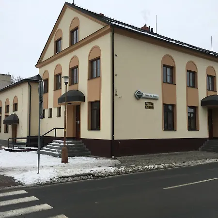 Pod Hurkou Отель