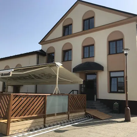 Pod Hůrkou Hotel