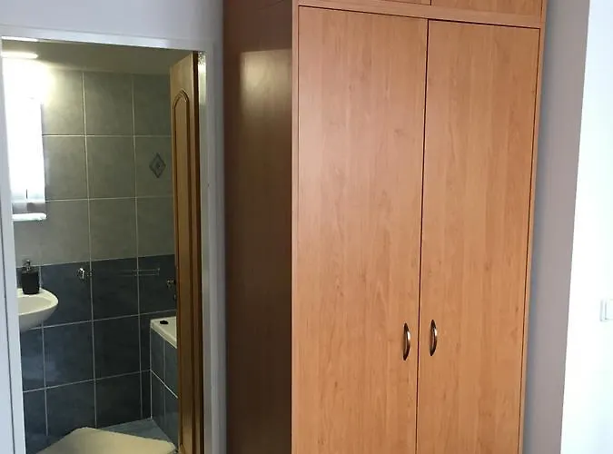 Pod Hurkou Hotel *
